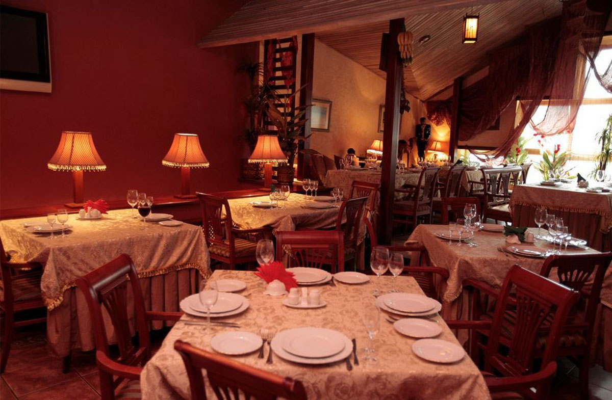 Основной зал — Джага-джага