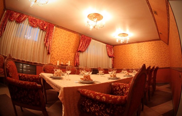 Ресторан Ностальжи — банкетный зал