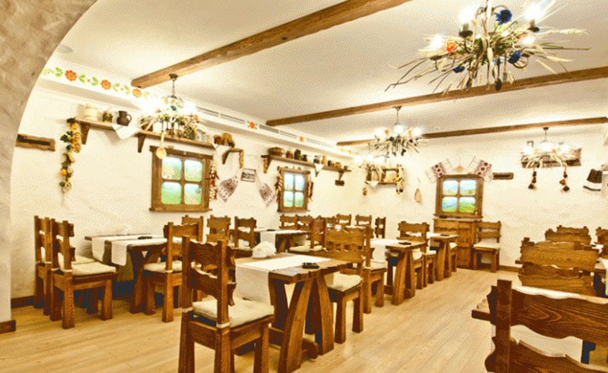 Основной зал — Ридна хата