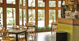 Основной зал