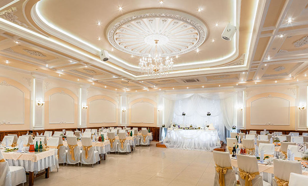 Основной зал — Премиум на Звездной