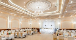 Основной зал