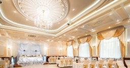 Основной зал