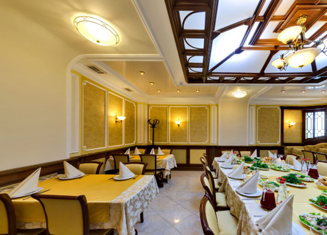 Основной зал — Ресторан Собрание