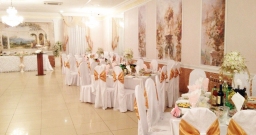 Основной зал — интерьер зала