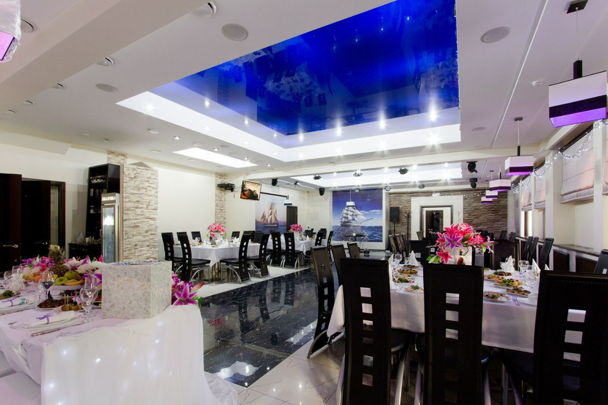 Основной зал — Корвет