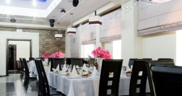 Основной зал