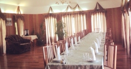 Основной зал