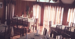 Основной зал — интерьер зала