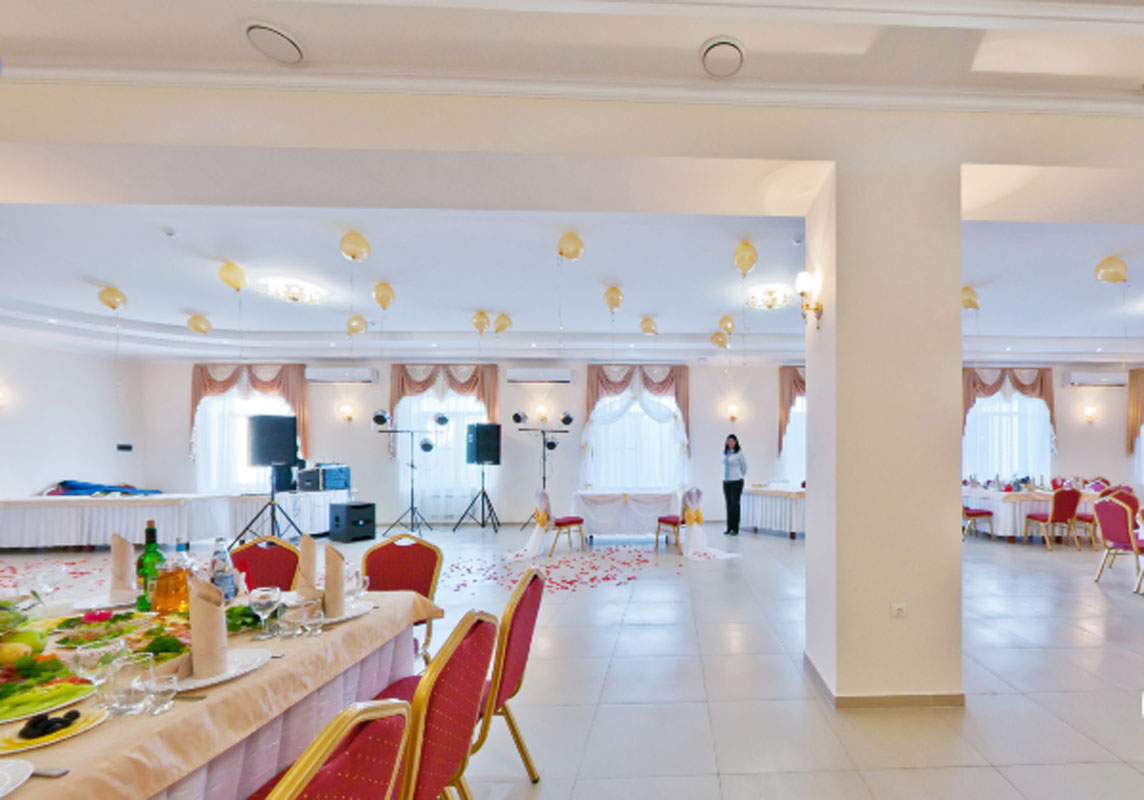 Основной зал — Аракс