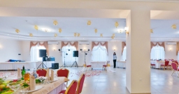 Основной зал — интерьер зала