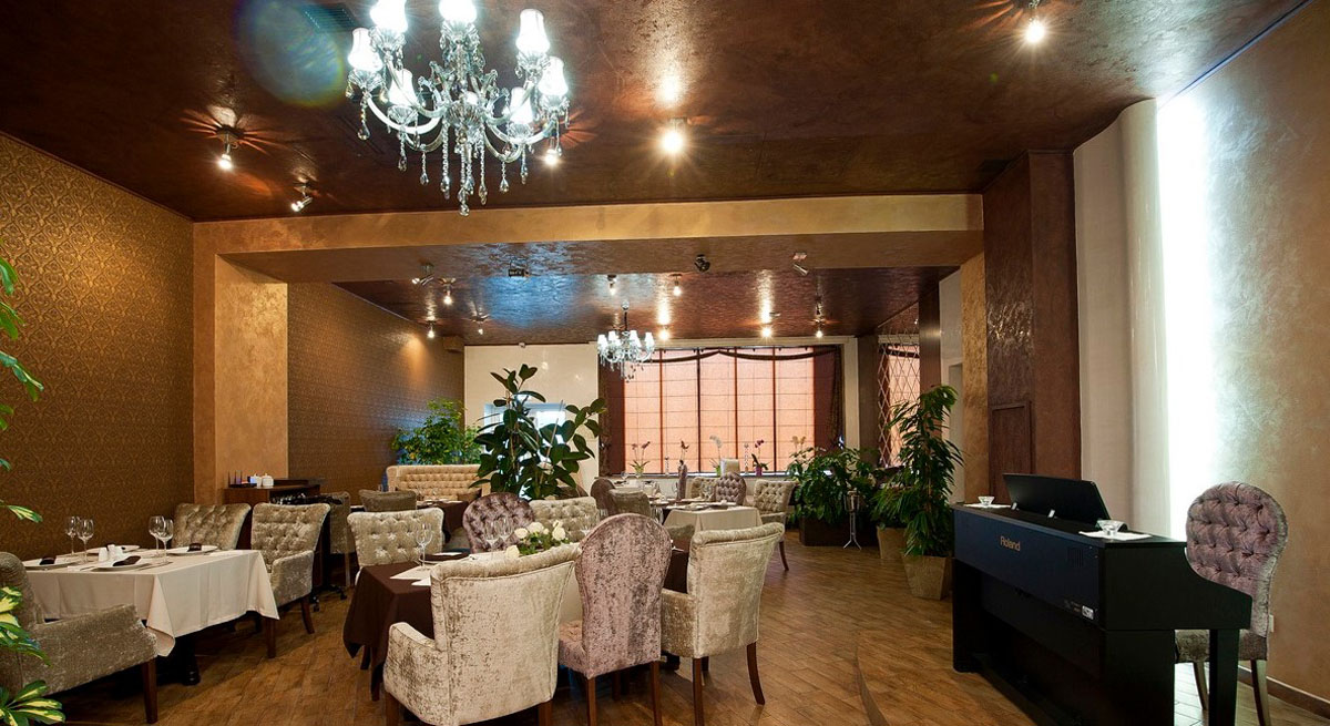 Основной зал — Гостинично-ресторанный комплекс Моцарт