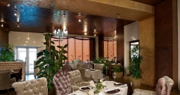 Основной зал