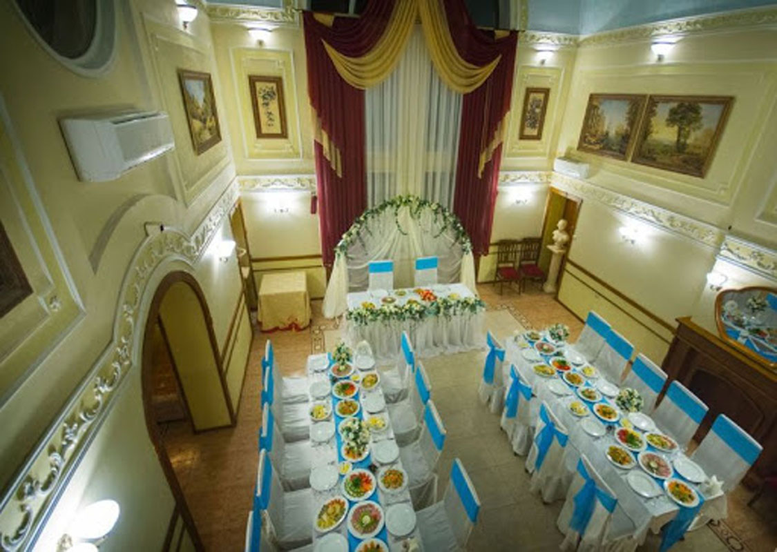 Зал на 30 человек — Версаль