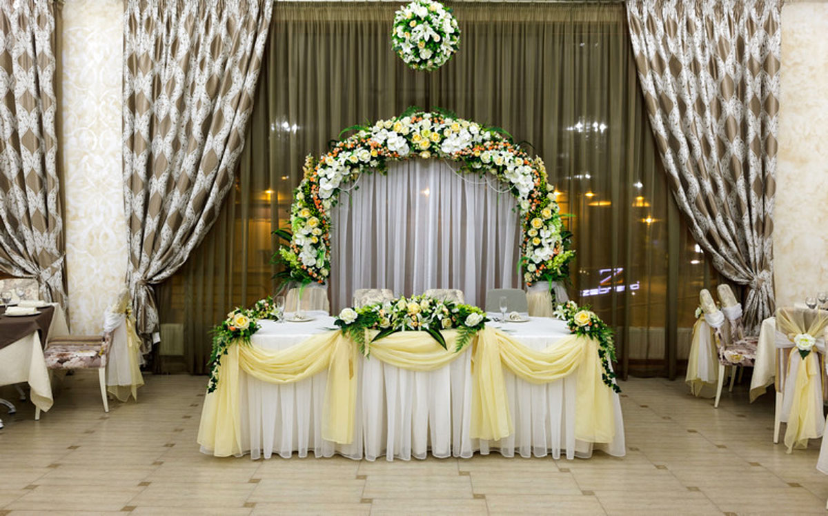 Основной зал — Ресторан АртиШок