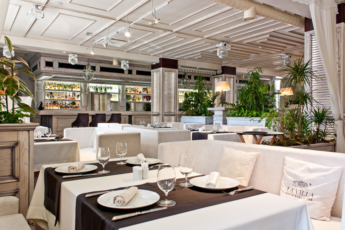 Основной зал — La Villa