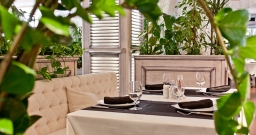 Основной зал — интерьер зала