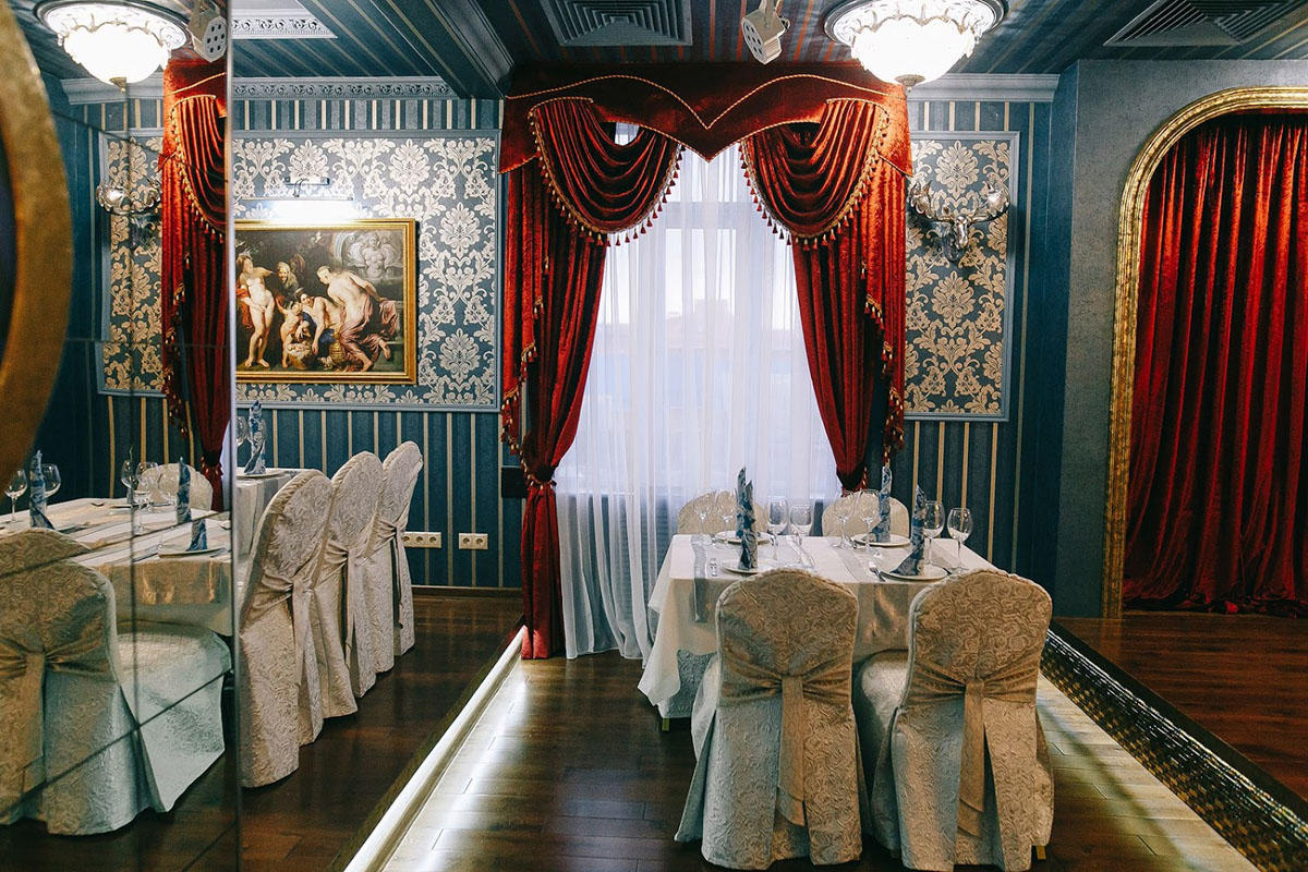 ОSОБНЯК — Основной зал, фото банкетного зала