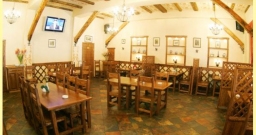 Основной зал — интерьер зала