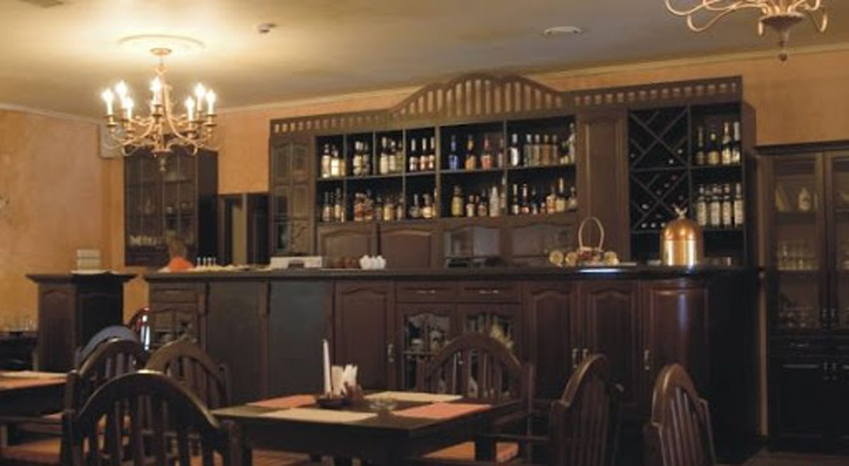 Зал на 60 человек — Чичиков