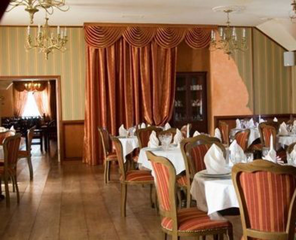 Зал на 80 человек — Чичиков