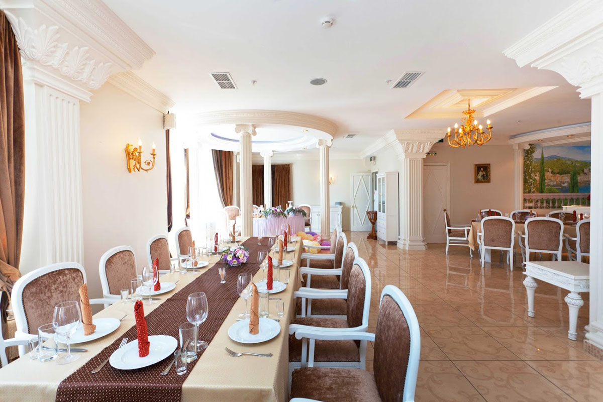 Основной зал — Zerkalo Hall