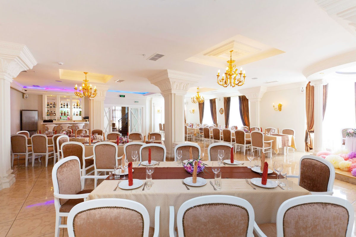 Основной зал — Zerkalo Hall