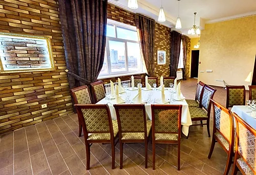 Piccolino — Palazzo, Астрахань