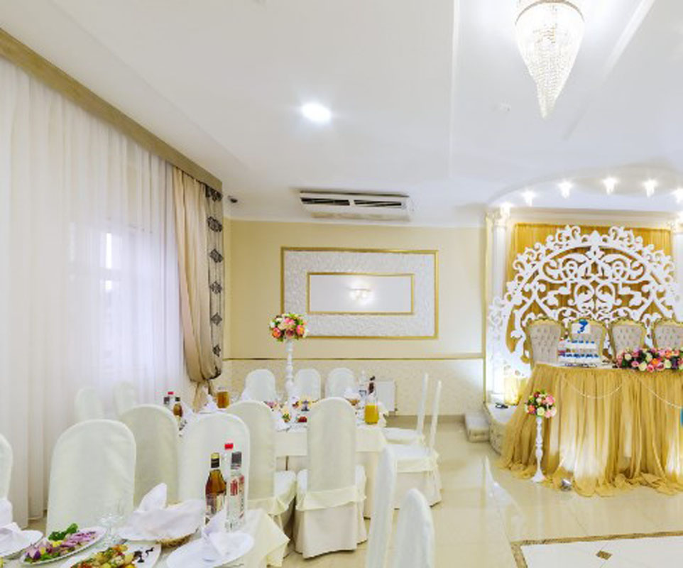 Большой банкетный зал — Юбилейный