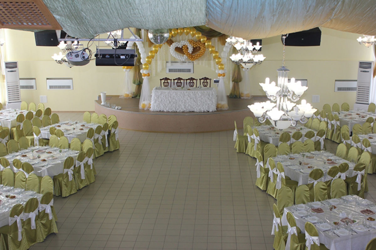 Культурно-оздоровительный комплекс Крым — Воздушный зал, фото банкетного зала