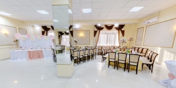 Основной зал