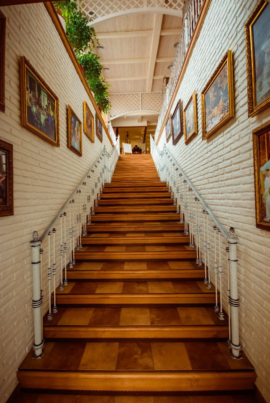 Кафе Самовар — Основной зал, фото банкетного зала