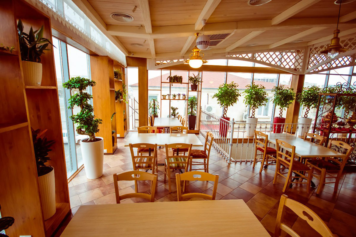 Основной зал — Кафе Самовар