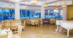 Основной зал