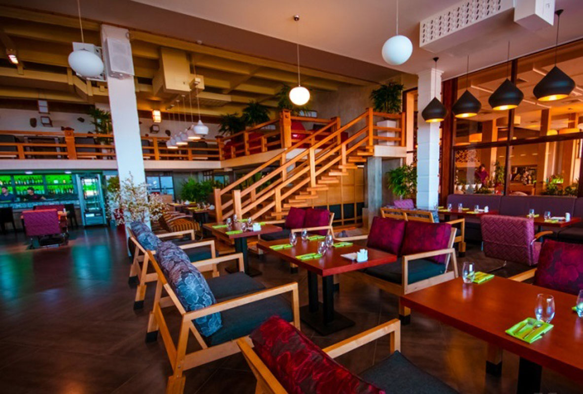 Основной зал — Ямато