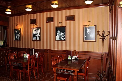 Основной зал — Karaoke Hall, Астрахань