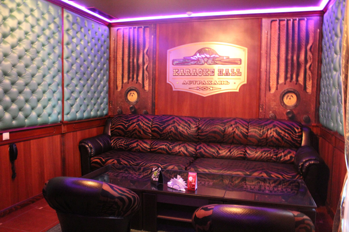 Кабинка №2 — Karaoke Hall