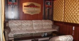 Кабинка №4 — подробнее о зале