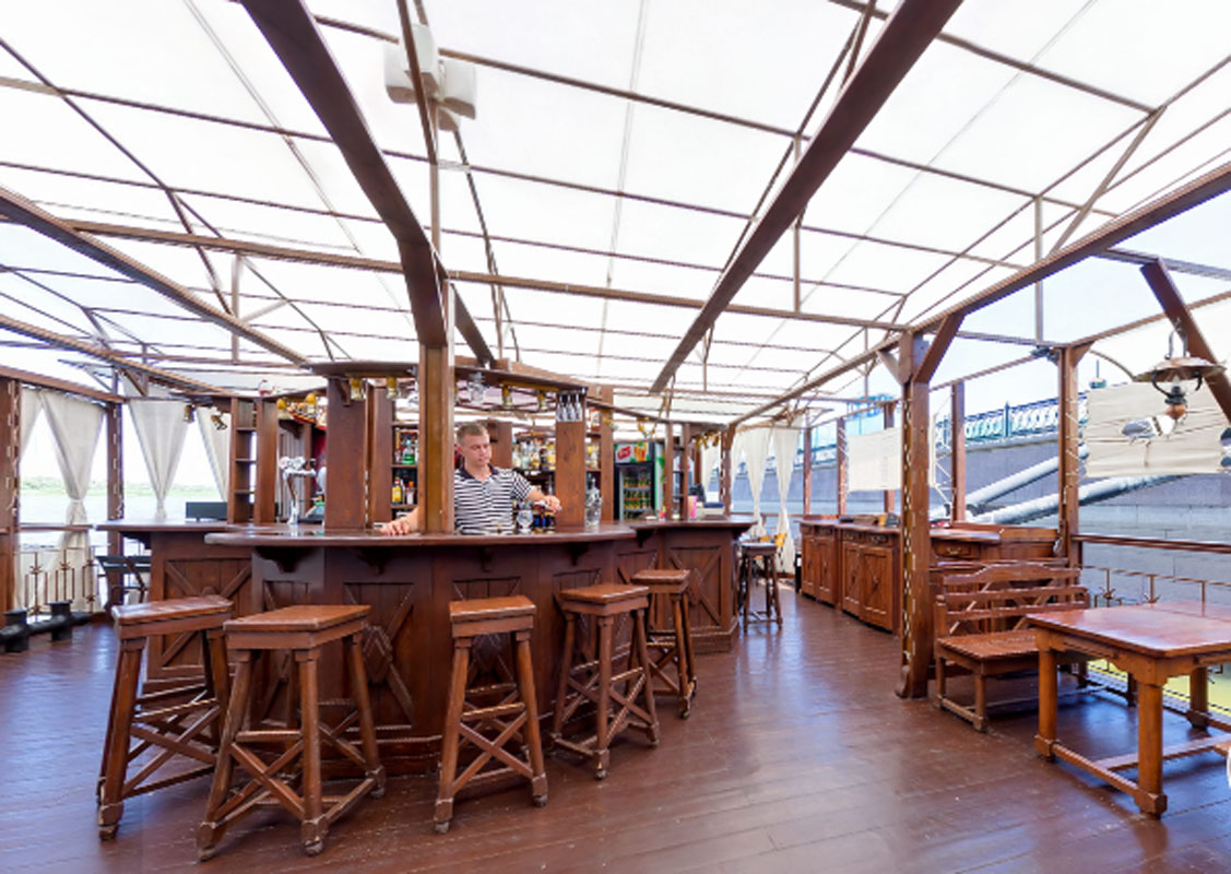 Основной зал — Акватория