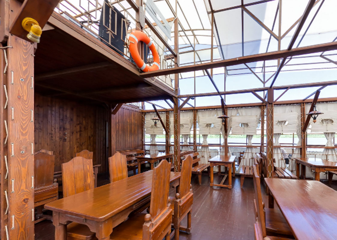 Основной зал — Акватория