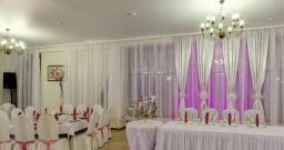 Основной зал — интерьер зала