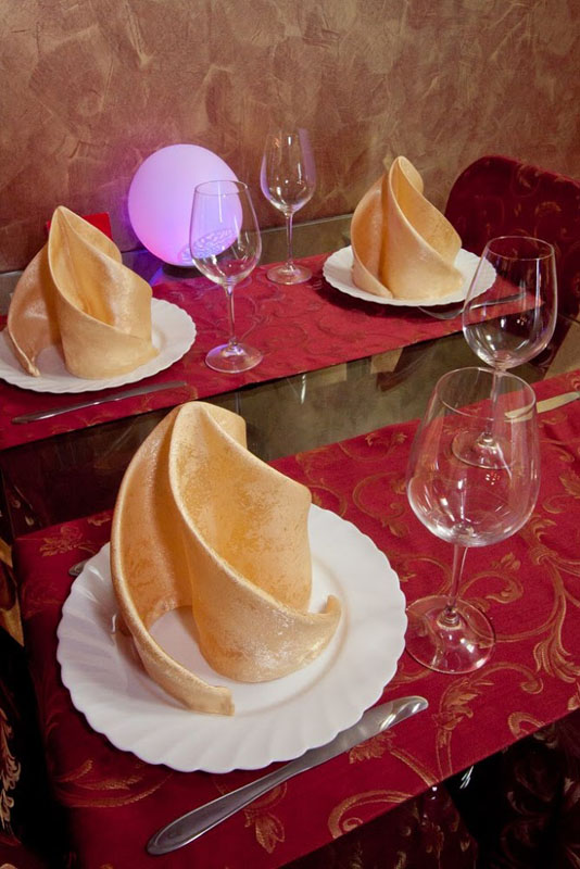 Основной зал — Мулен Руж