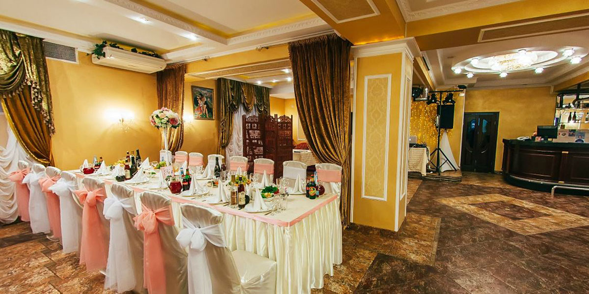 Зал «Центральный» — Romantic