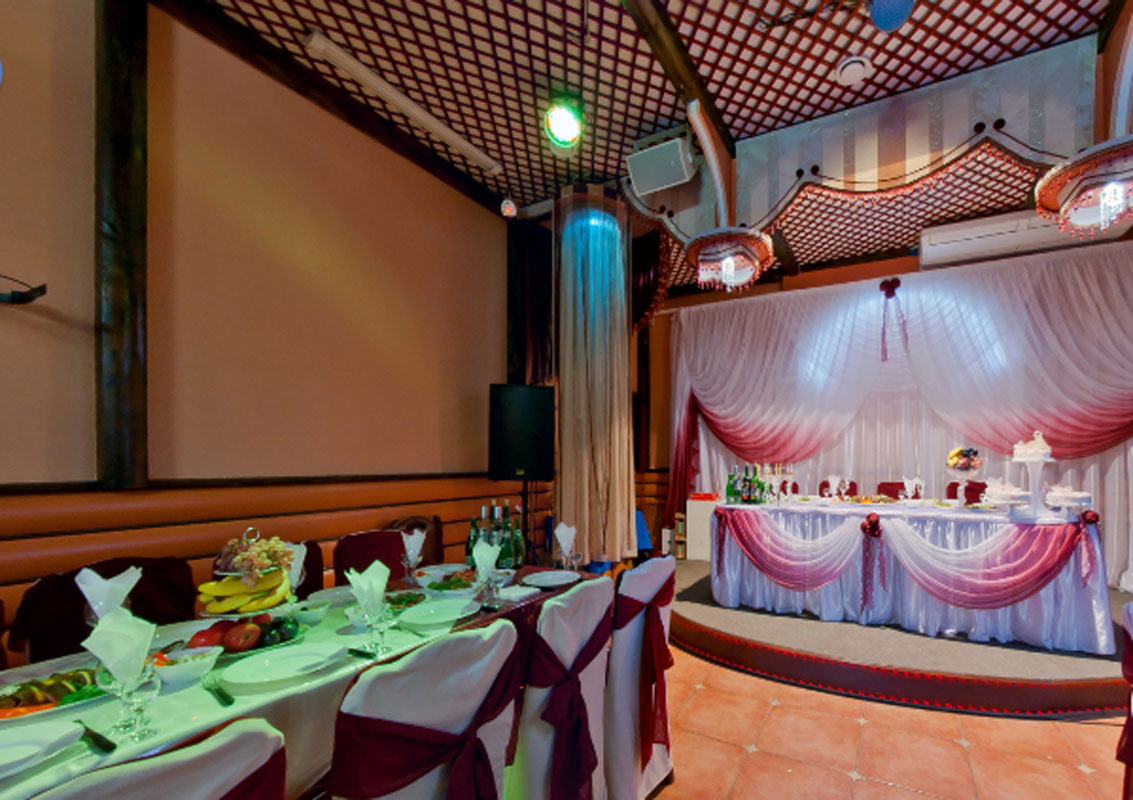 Основной зал — Парламент