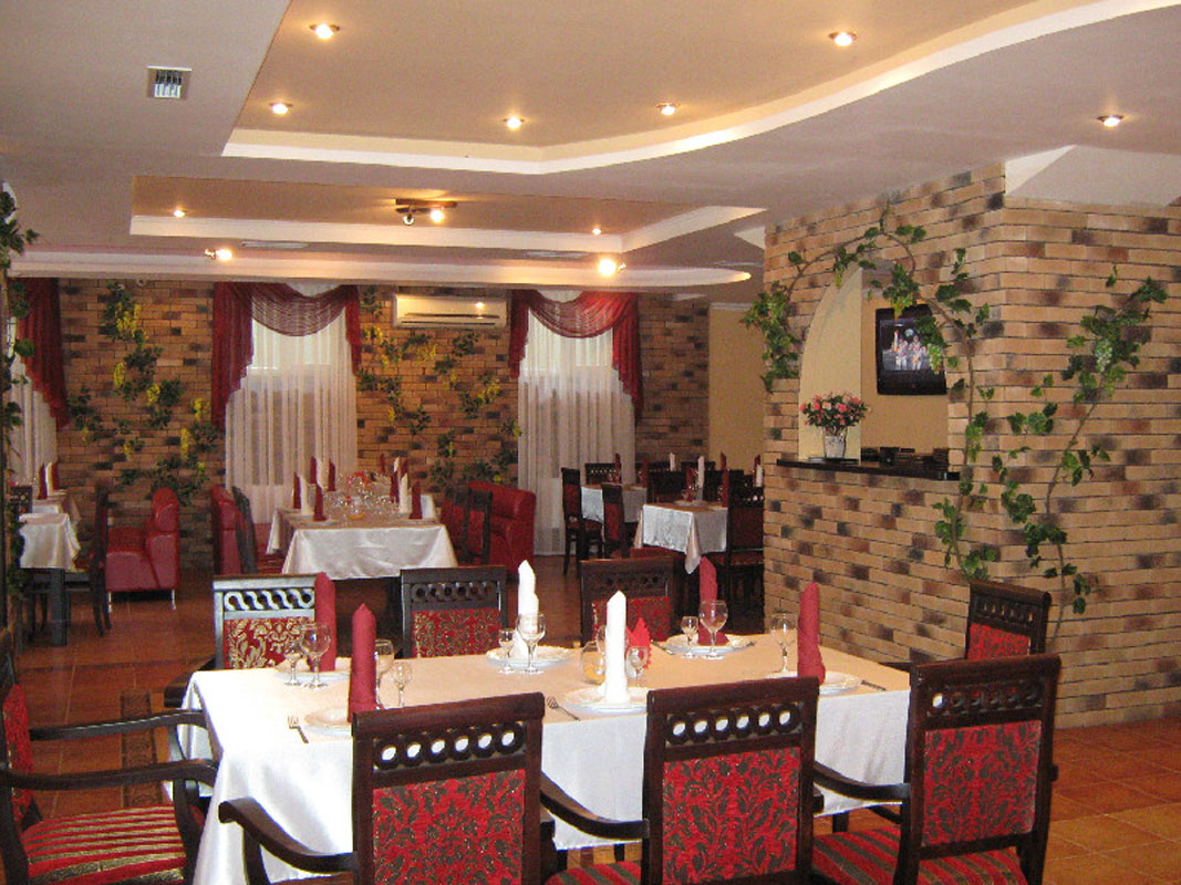 Основной зал — Марсель