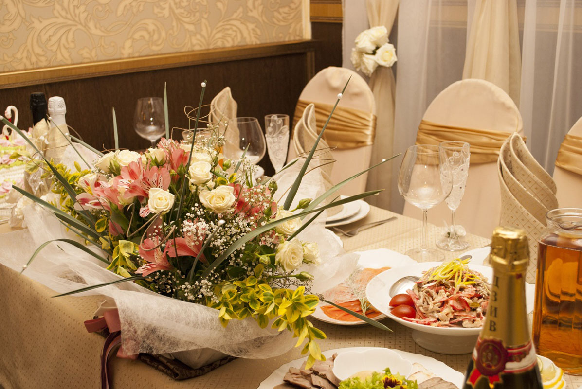 Зал на 50 человек — Ефремыч House