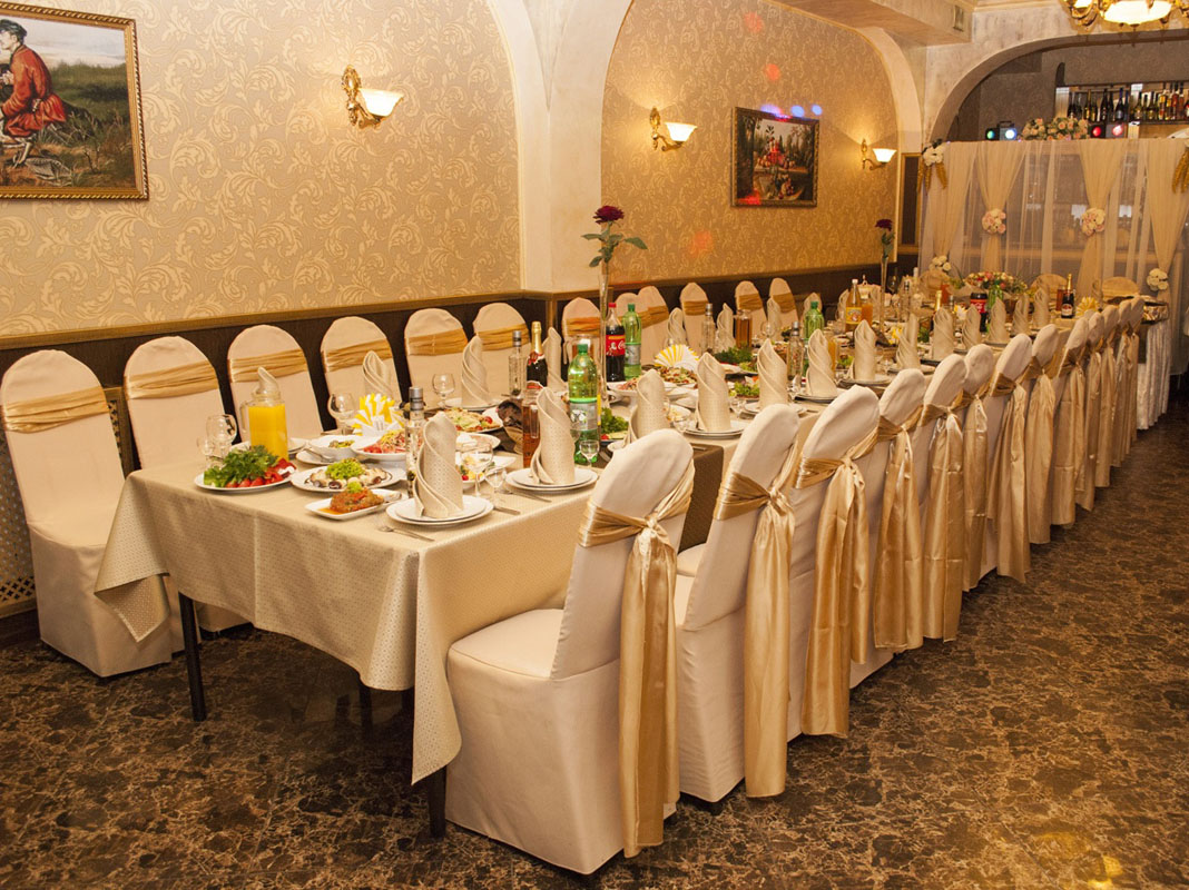 Зал на 50 человек — Ефремыч House