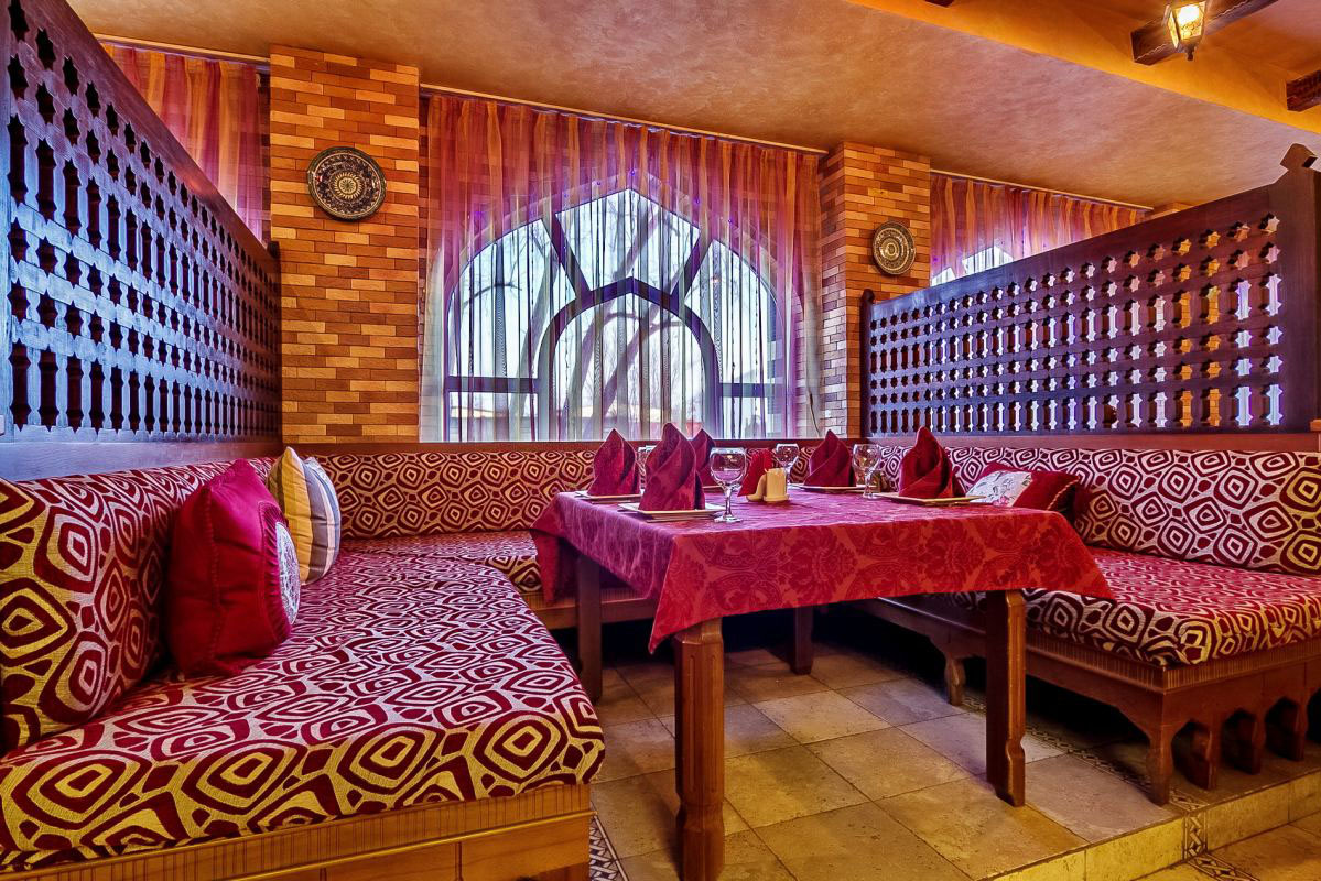 Основной зал — Ресторан Чор-Чинор