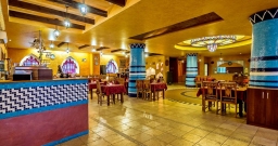 Основной зал — интерьер зала