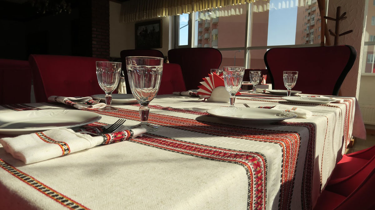 Основной зал